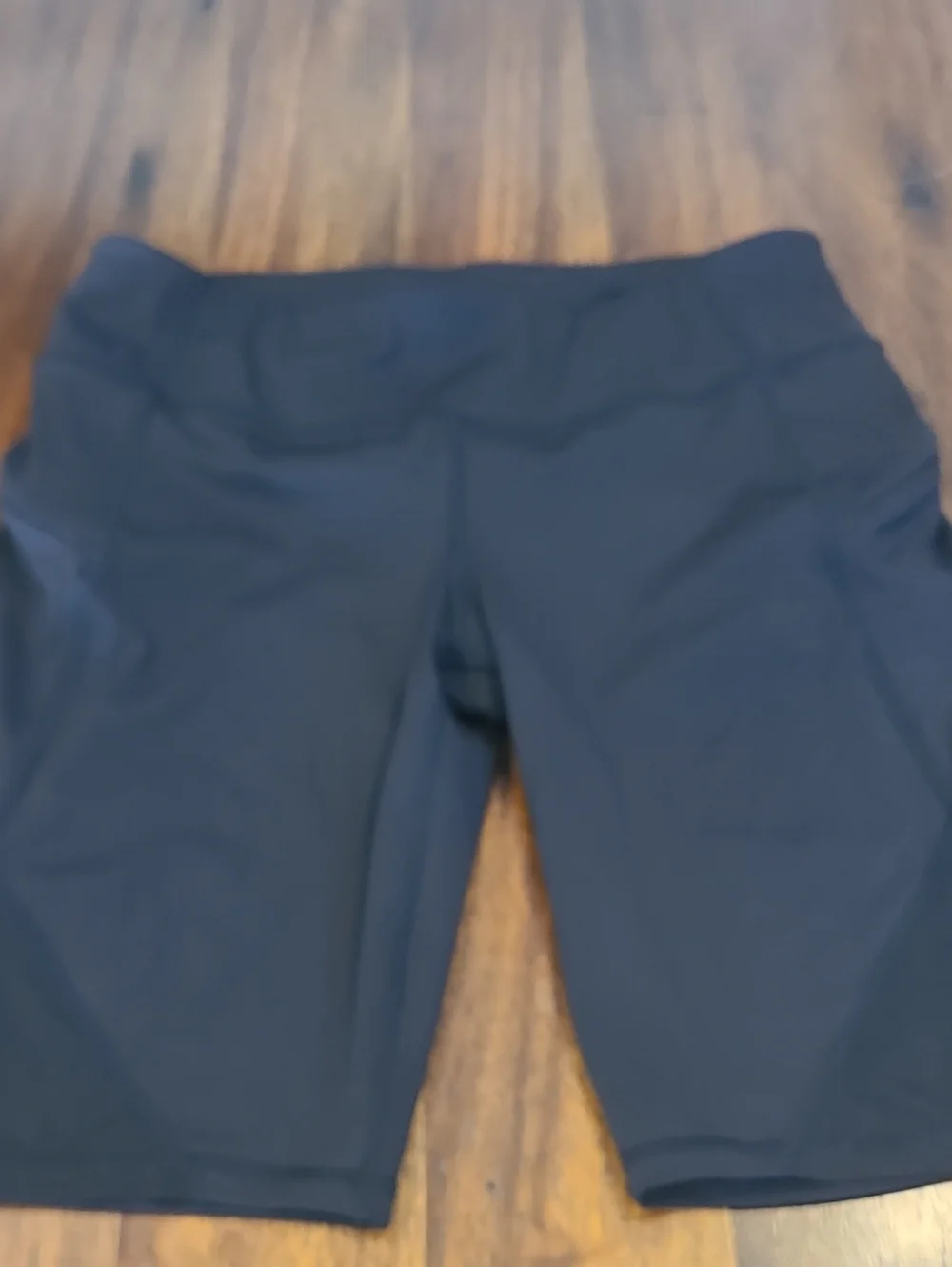 Athleta  High Waisted  Biker Shorts size Large Tall